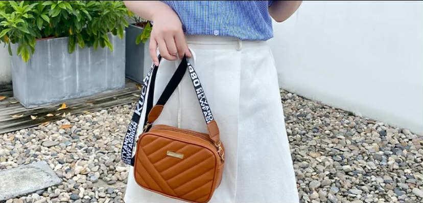 Women's Quilted Crossbody Sling Bag – Stylish PU Leather Shoulder Bag with Adjustable Strap